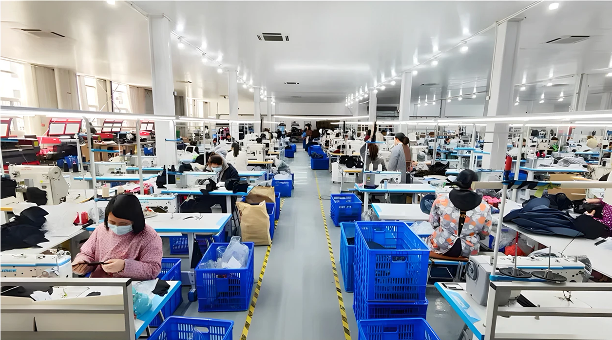 BAEZ cap workshop production team and sewing lines