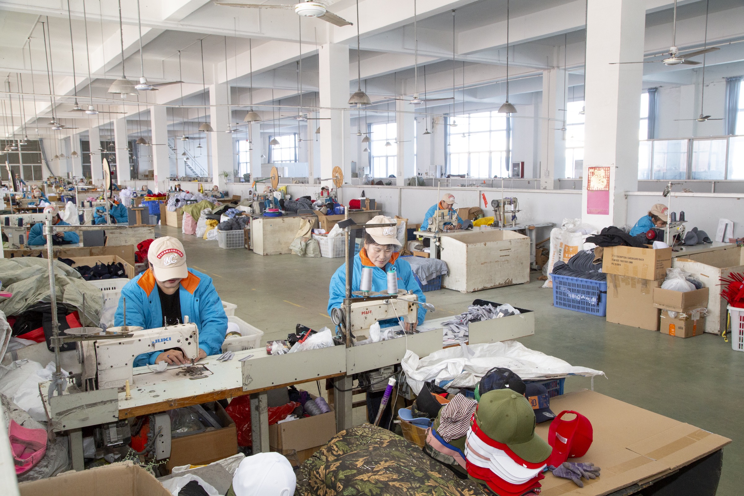 BAEZ sewing workshop floor for structured cap production